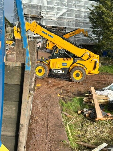 It's good to see 17mtr Telehandlers working hard.#telehandler
#jcb
https://www.eagleplant.co.uk/branch/monmouth
