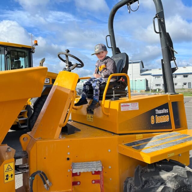 fly2help reached out to us last week to help with a special family day out, creating special memories while they still can, for a little boy whose mum has been diagnosed with terminal cancer.The family got the chance to fly in a plane, play in a JCB loading shovel, take a trip around the airport in an airport fire engine, as well as use the water cannon, and we sent down one of our 6 Tonne Thwaites Dumper for them to have a play with.It was a fantastic day for the family, and we loved being a part of those special memories.